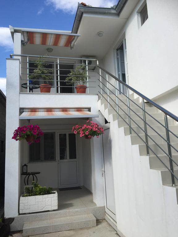 Apartments Mia Patria Ülgün Dış mekan fotoğraf